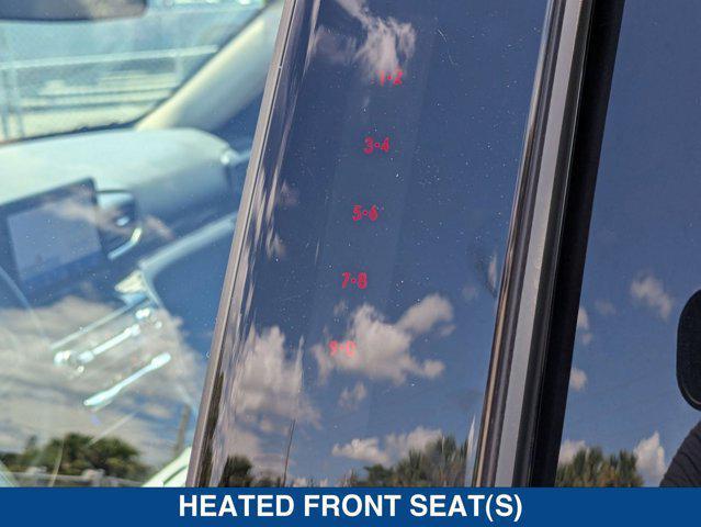 Photo of 2024 OXFORD WHITE Ford Explorer