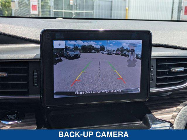 Photo of 2024 OXFORD WHITE Ford Explorer