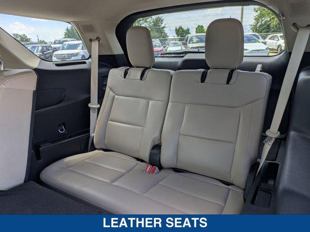 Photo of 2024 OXFORD WHITE Ford Explorer