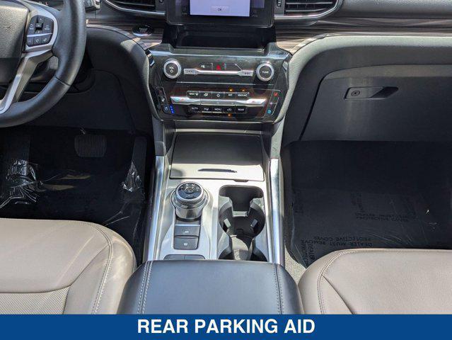 Photo of 2024 OXFORD WHITE Ford Explorer