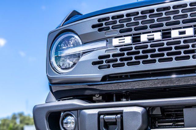 Photo of 2025 SHADOW BLACK Ford Bronco