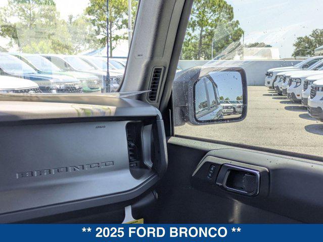 Photo of 2025 SHADOW BLACK Ford Bronco