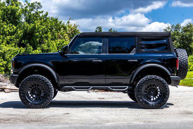 Photo of 2025 SHADOW BLACK Ford Bronco