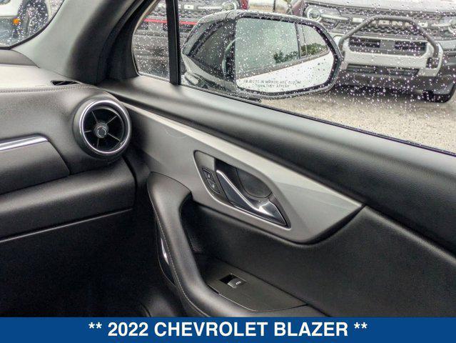Photo of 2022 Summit White Chevrolet Blazer