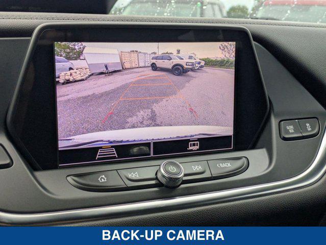 Photo of 2022 Summit White Chevrolet Blazer
