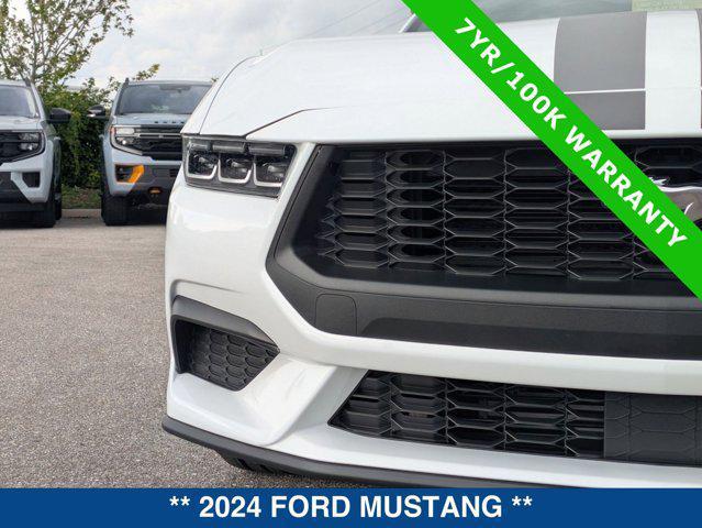 Photo of 2024 OXFORD WHITE Ford Mustang