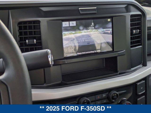 Photo of 2025 Oxford White Ford F-350