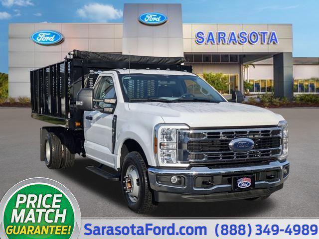 Photo of 2025 Oxford White Ford F-350