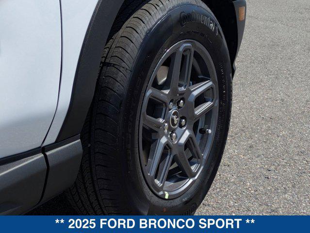 Photo of 2025 Oxford White Ford Bronco Sport