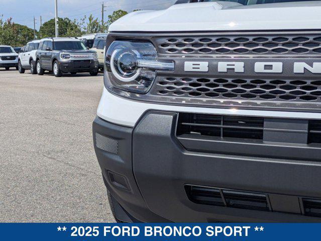 Photo of 2025 Oxford White Ford Bronco Sport