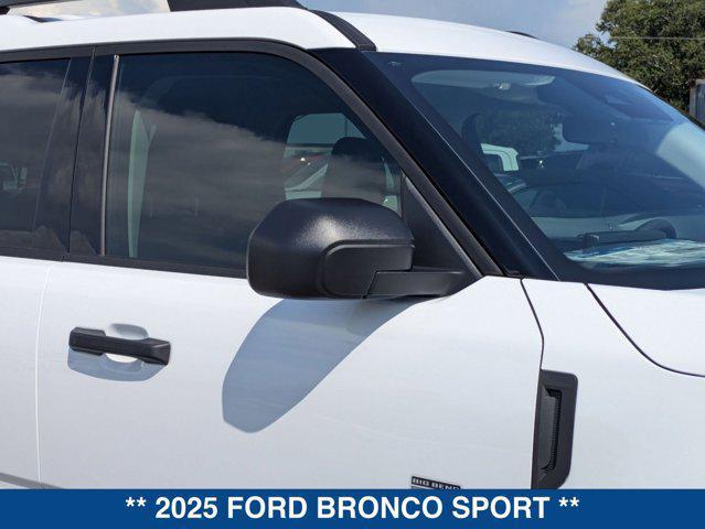 Photo of 2025 Oxford White Ford Bronco Sport