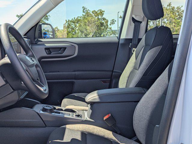 Photo of 2025 Oxford White Ford Bronco Sport
