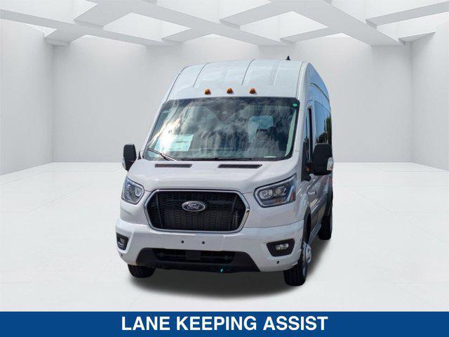Photo of 2025 OXFORD WHITE Ford Transit-350