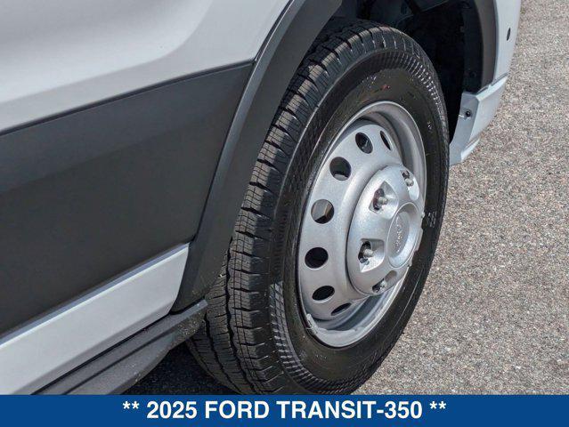 Photo of 2025 OXFORD WHITE Ford Transit-350