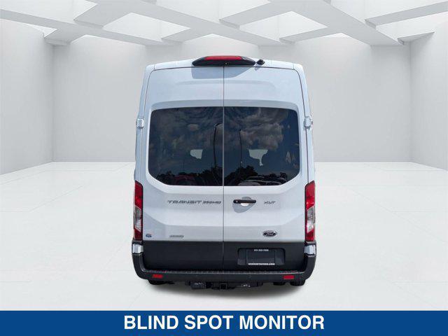 Photo of 2025 OXFORD WHITE Ford Transit-350
