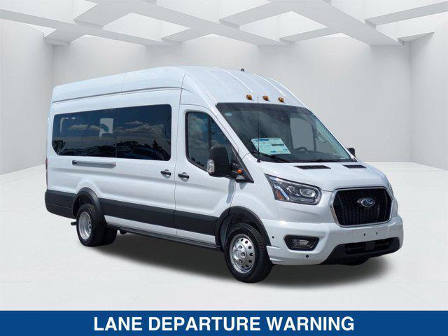 Photo of 2025 OXFORD WHITE Ford Transit-350