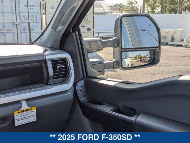 Photo of 2025 Oxford White Ford F-350