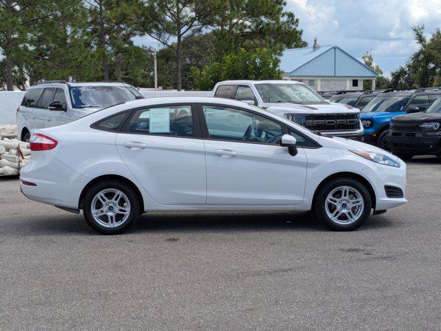 Photo of 2019 OXFORD WHITE Ford Fiesta