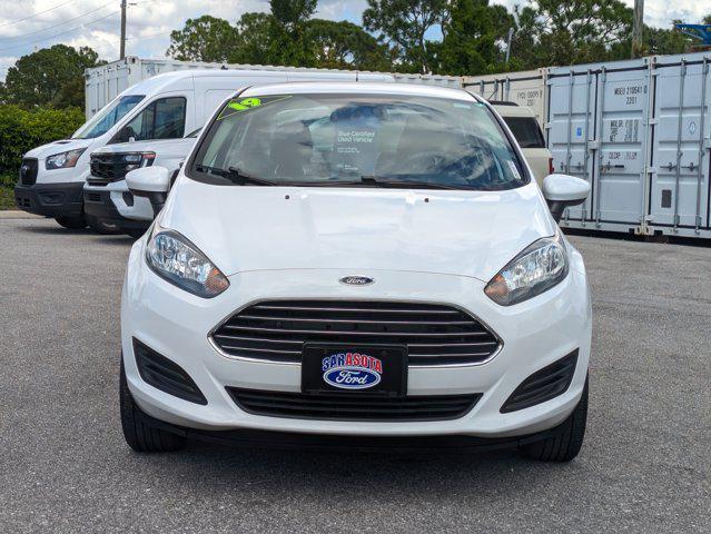 Photo of 2019 OXFORD WHITE Ford Fiesta