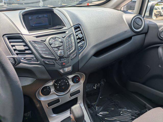 Photo of 2019 OXFORD WHITE Ford Fiesta