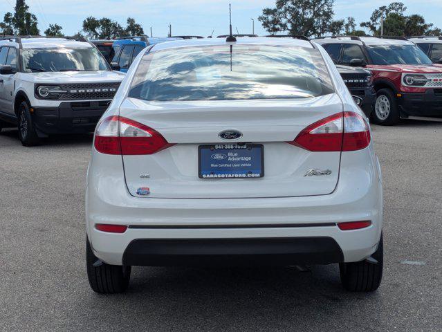 Photo of 2019 OXFORD WHITE Ford Fiesta