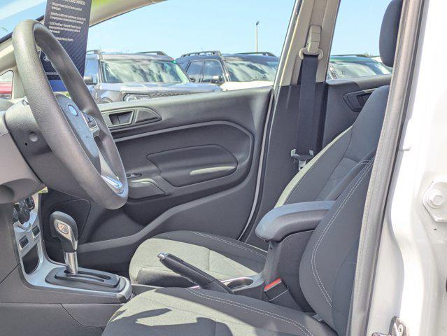 Photo of 2019 OXFORD WHITE Ford Fiesta