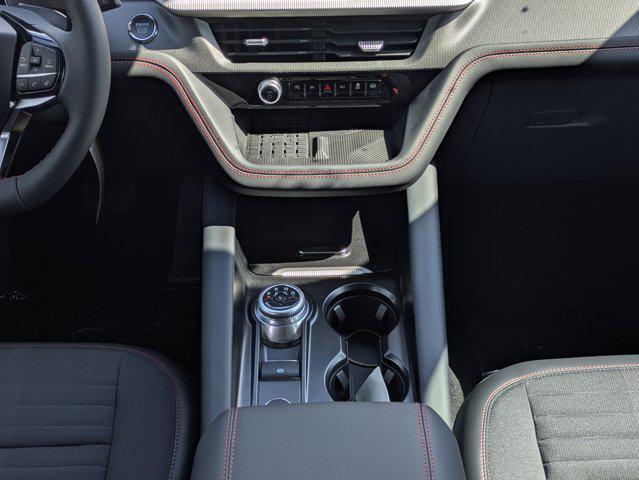 Photo of 2025 Star White Metallic Tri-Coat Ford Explorer