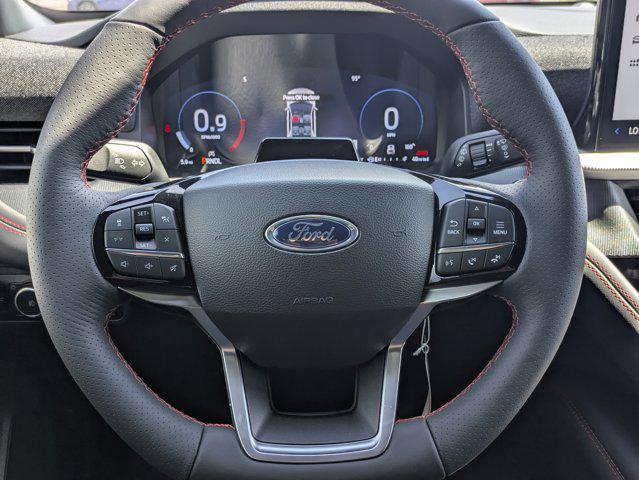 Photo of 2025 Star White Metallic Tri-Coat Ford Explorer