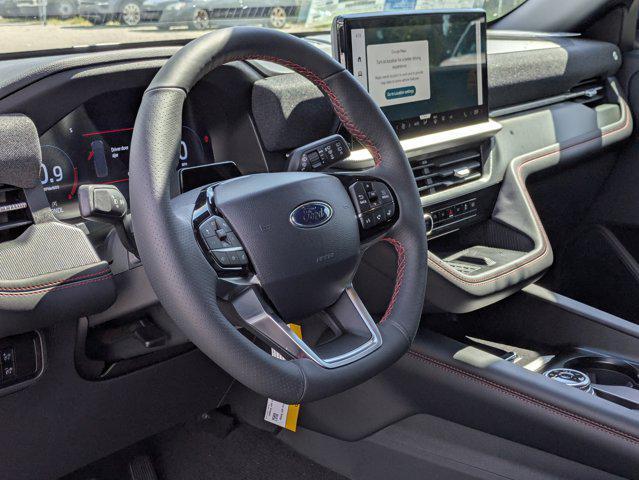 Photo of 2025 Star White Metallic Tri-Coat Ford Explorer