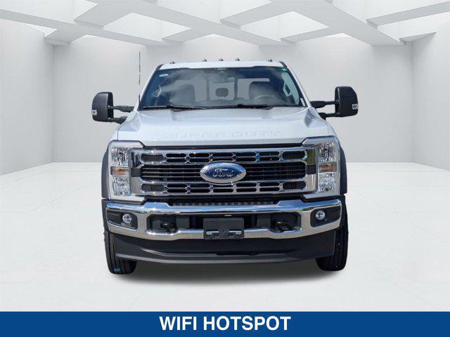 Photo of 2025 OXFORD WHITE Ford F-450