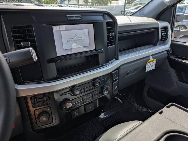 Photo of 2025 OXFORD WHITE Ford F-450