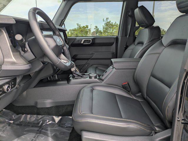 Photo of 2025 SHADOW BLACK Ford Bronco