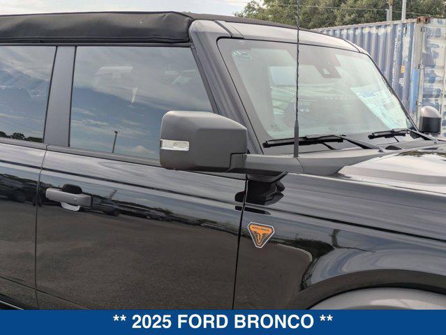 Photo of 2025 SHADOW BLACK Ford Bronco
