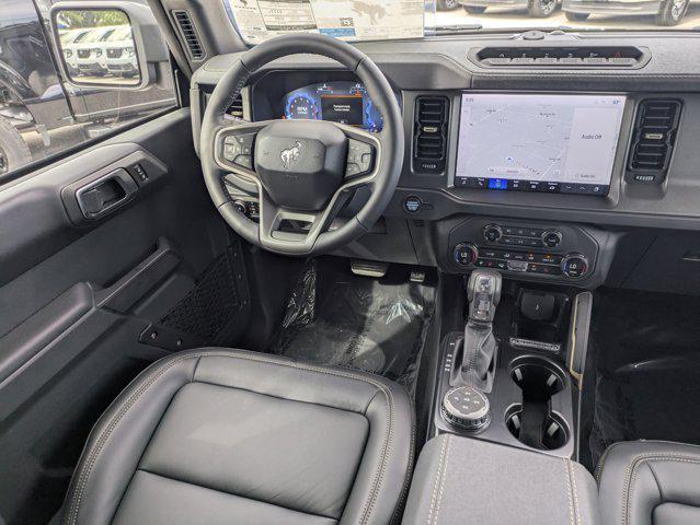 Photo of 2025 SHADOW BLACK Ford Bronco