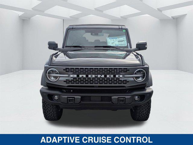Photo of 2025 SHADOW BLACK Ford Bronco