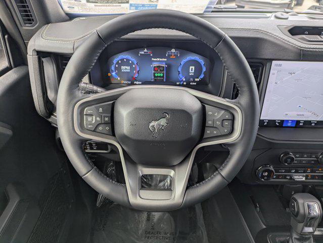 Photo of 2025 SHADOW BLACK Ford Bronco
