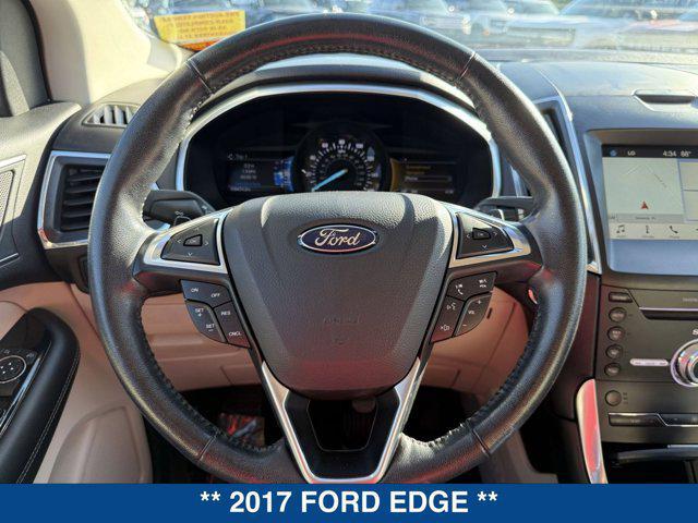 Photo of 2017 BURGUNDY VELVET MET TINT CC Ford Edge