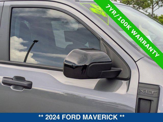 Photo of 2024 CARBONIZED GRAY METALLIC Ford Maverick
