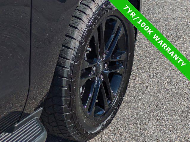 Photo of 2024 AGATE BLACK METALLIC Ford Expedition