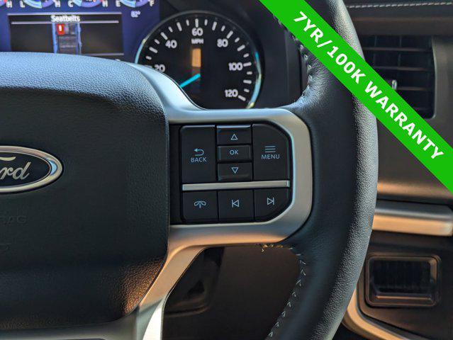 Photo of 2024 AGATE BLACK METALLIC Ford Expedition