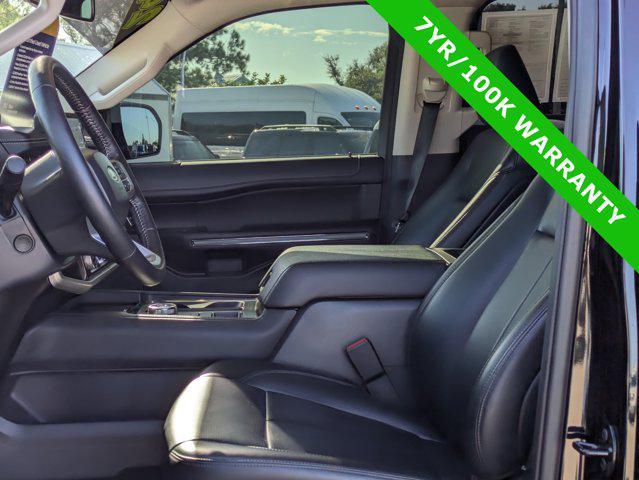 Photo of 2024 AGATE BLACK METALLIC Ford Expedition