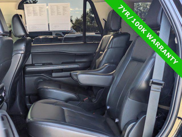 Photo of 2024 AGATE BLACK METALLIC Ford Expedition