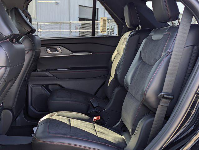 Photo of 2025 Agate Black Metallic Ford Explorer