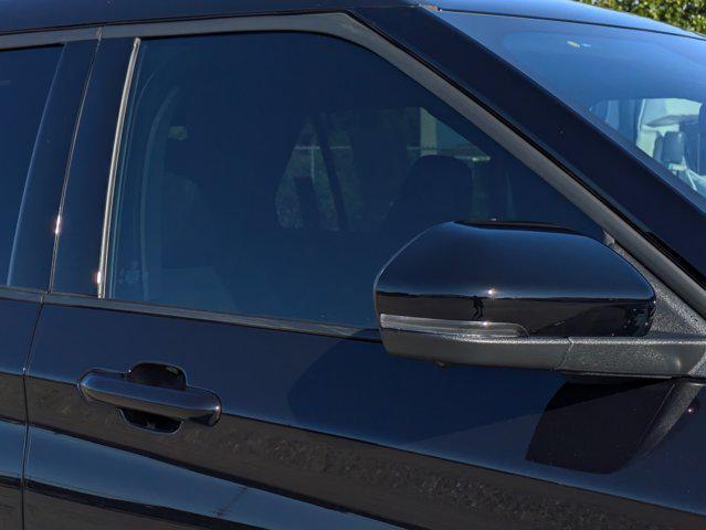 Photo of 2025 Agate Black Metallic Ford Explorer