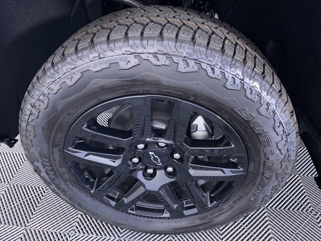 Photo of 2025 Black Chevrolet Silverado 1500