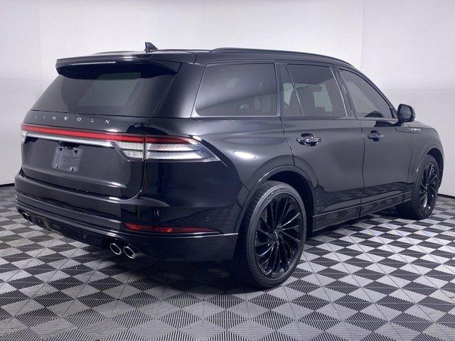 Photo of 2022 Infinite Black Metallic Clearcoat Lincoln Aviator