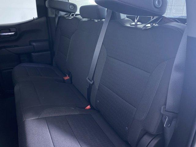 Photo of 2022 Silver Ice Metallic Chevrolet Silverado 1500
