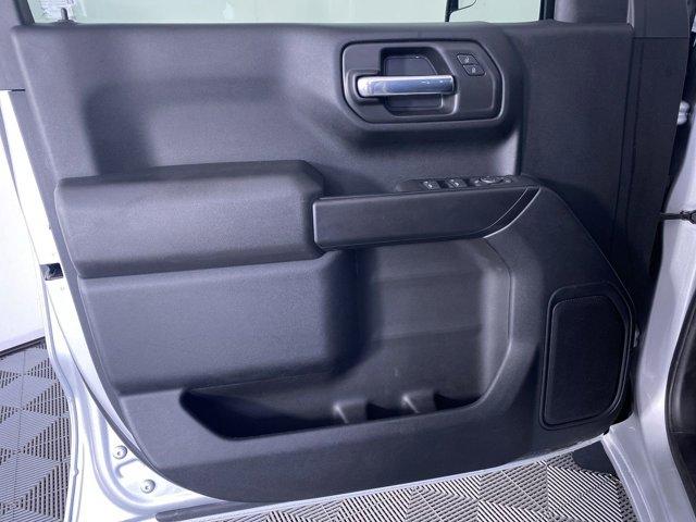 Photo of 2022 Silver Ice Metallic Chevrolet Silverado 1500