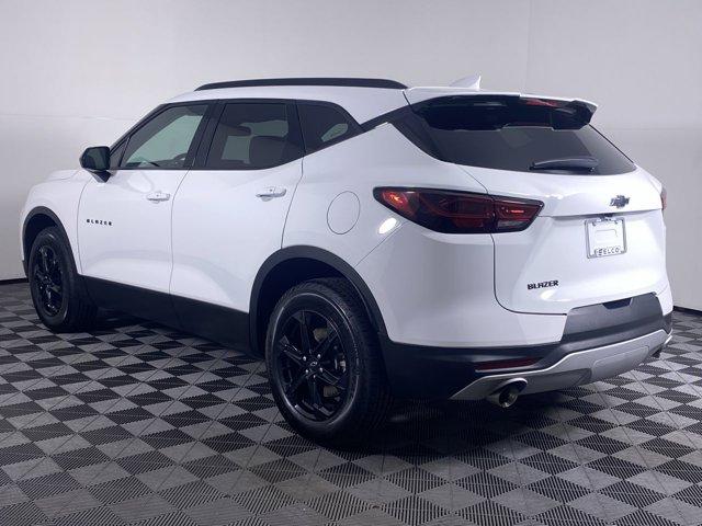 Photo of 2023 Summit White Chevrolet Blazer