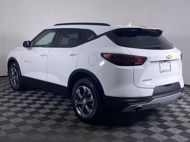 Photo of 2024 Summit White Chevrolet Blazer